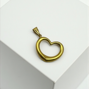 آویز ۱۸ عیار طرح قلب